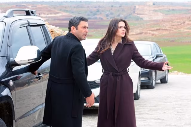 Printre străini Episodul 56 online subtitrat