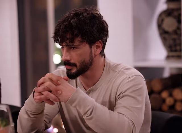 Urmărește Subteran Episodul 10 online subtitrat